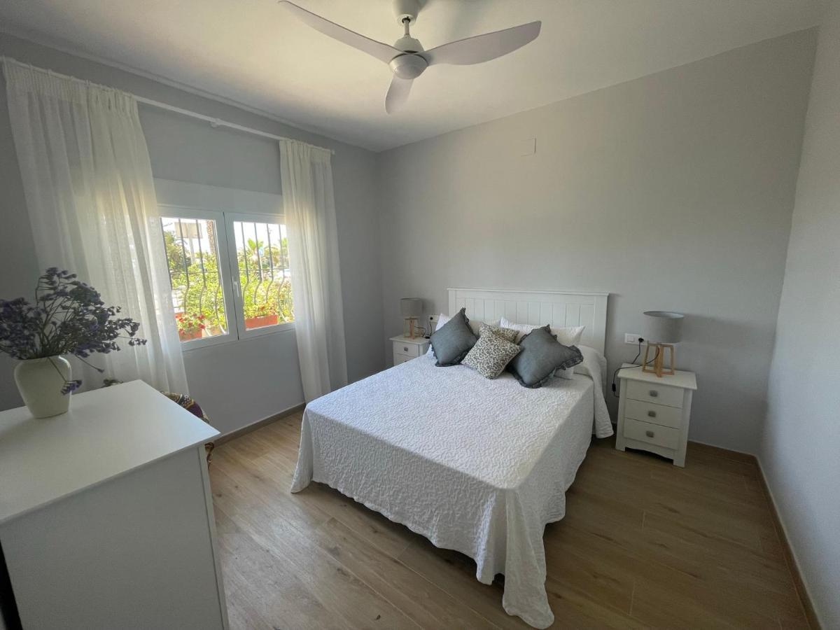 Appartement Casa 1ª Linea De Playa Benajarafe Extérieur photo